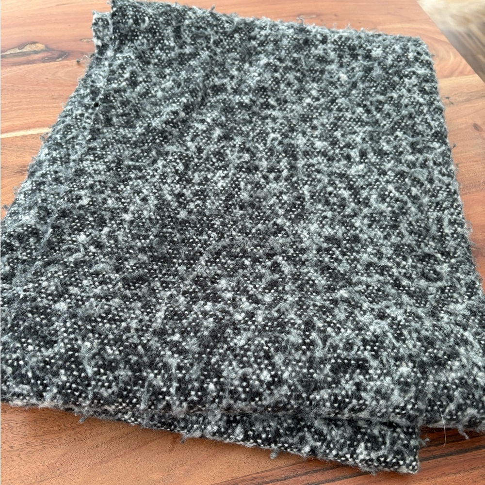 Round scarf